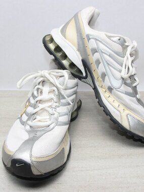 Women's Nike Reax Run 3 White/ Silver/ Gold Athletic Shoes Size 7.5